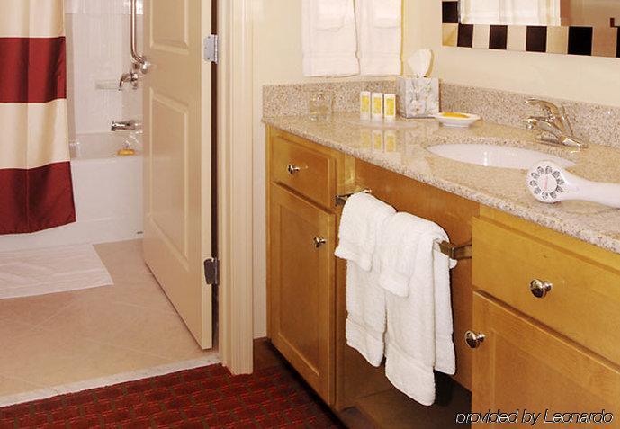 Residence Inn By Marriott Newport Middletown Exterior foto